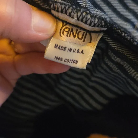 Jean Jacket With Sweater Edging - Picture 9 of 10